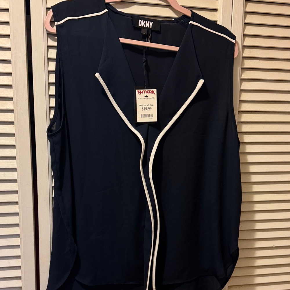 DKNY Women's Navy Blouse with White Trim ~ New With Tags XL